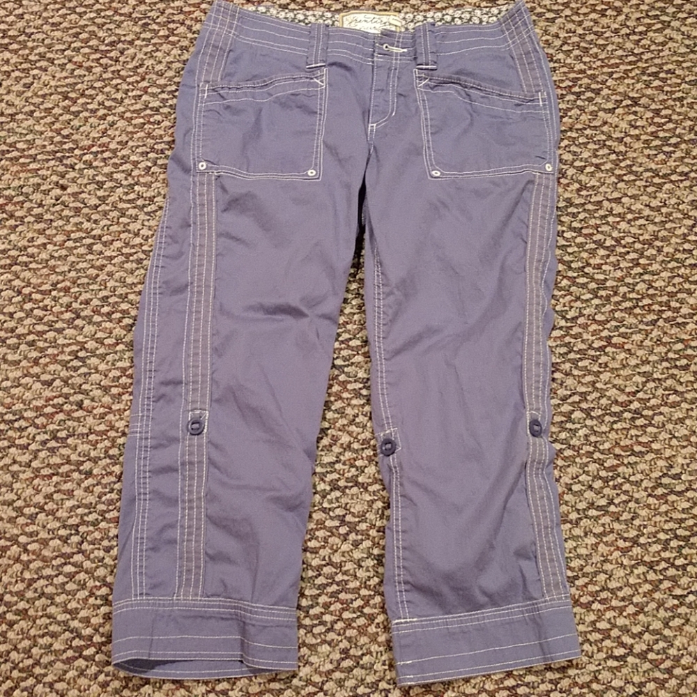 Aventura Arden Capri blue purple size 4